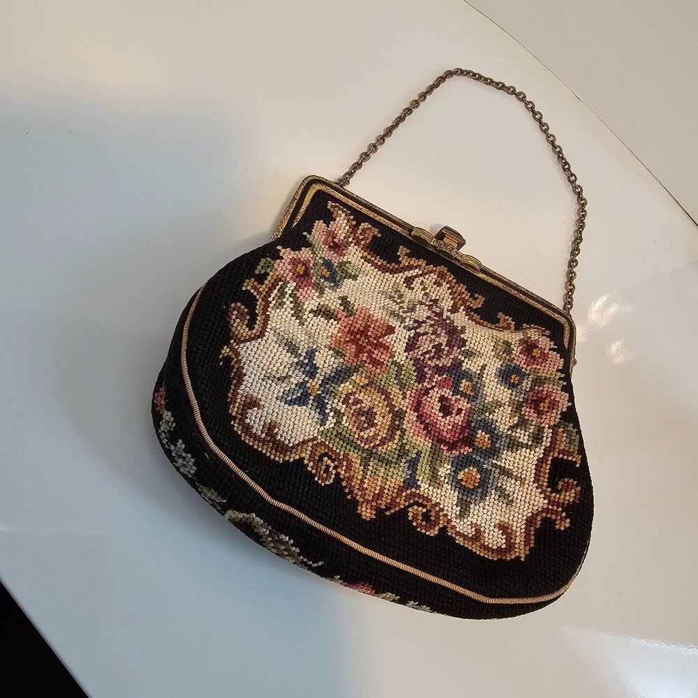 Vintage needlepoint clutch handbag